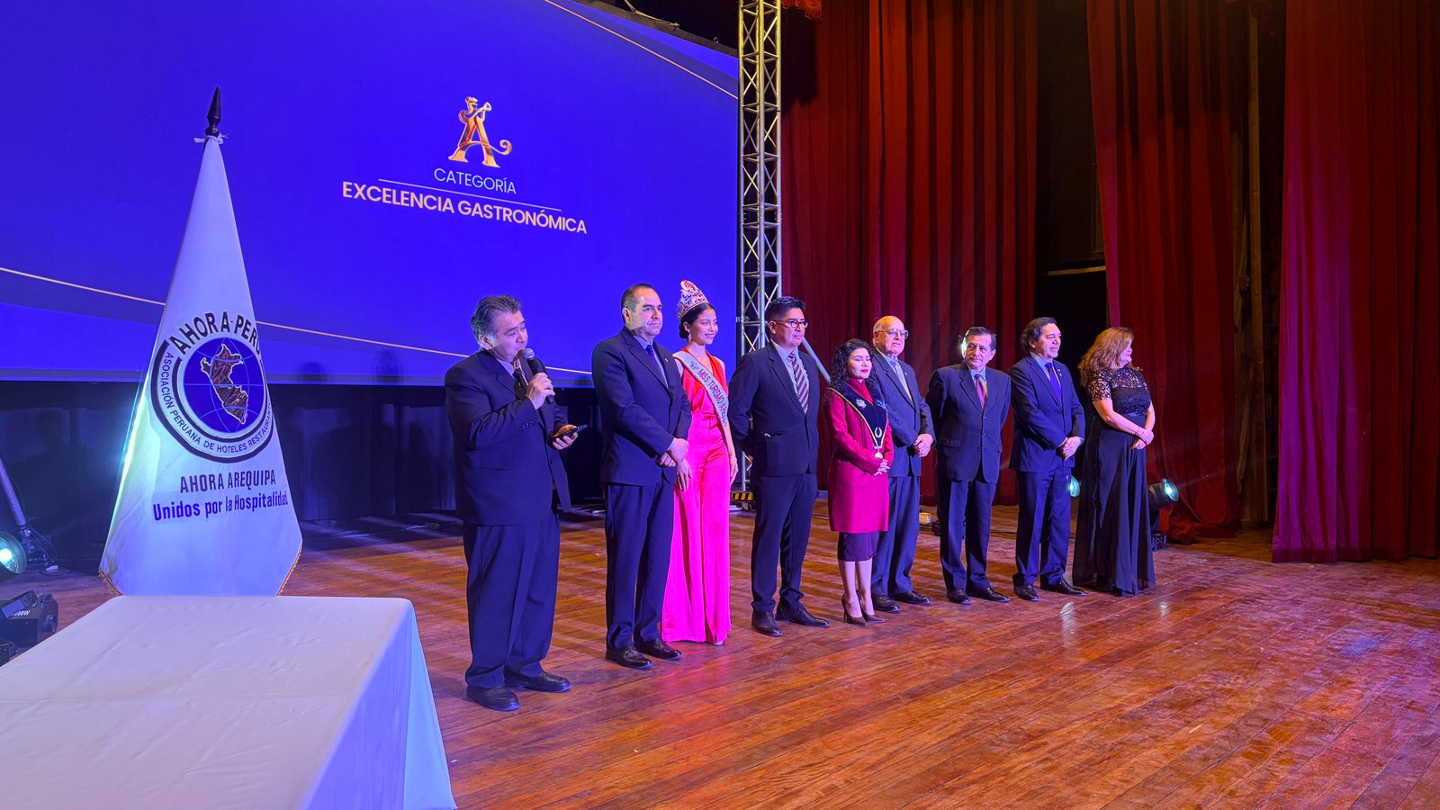 LA EXCELENCIA TURÍSTICA FUE RECONOCIDA EN LOS PREMIOS CIUDAD BLANCA 2026