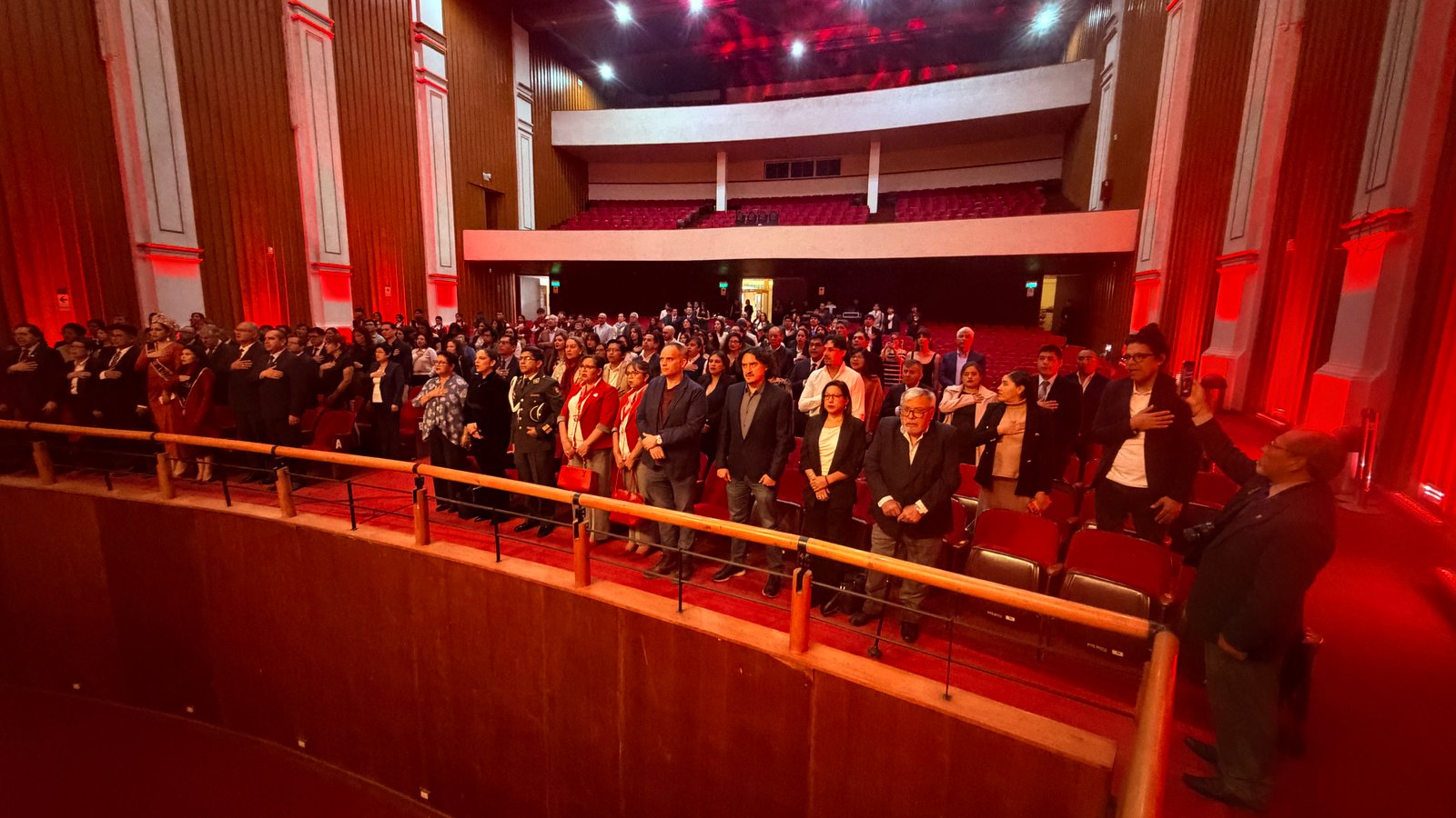 Premios Ciudad Blanca 2026 reconocieron la excelencia y el compromiso del sector turístico y gastronómico de Arequipa