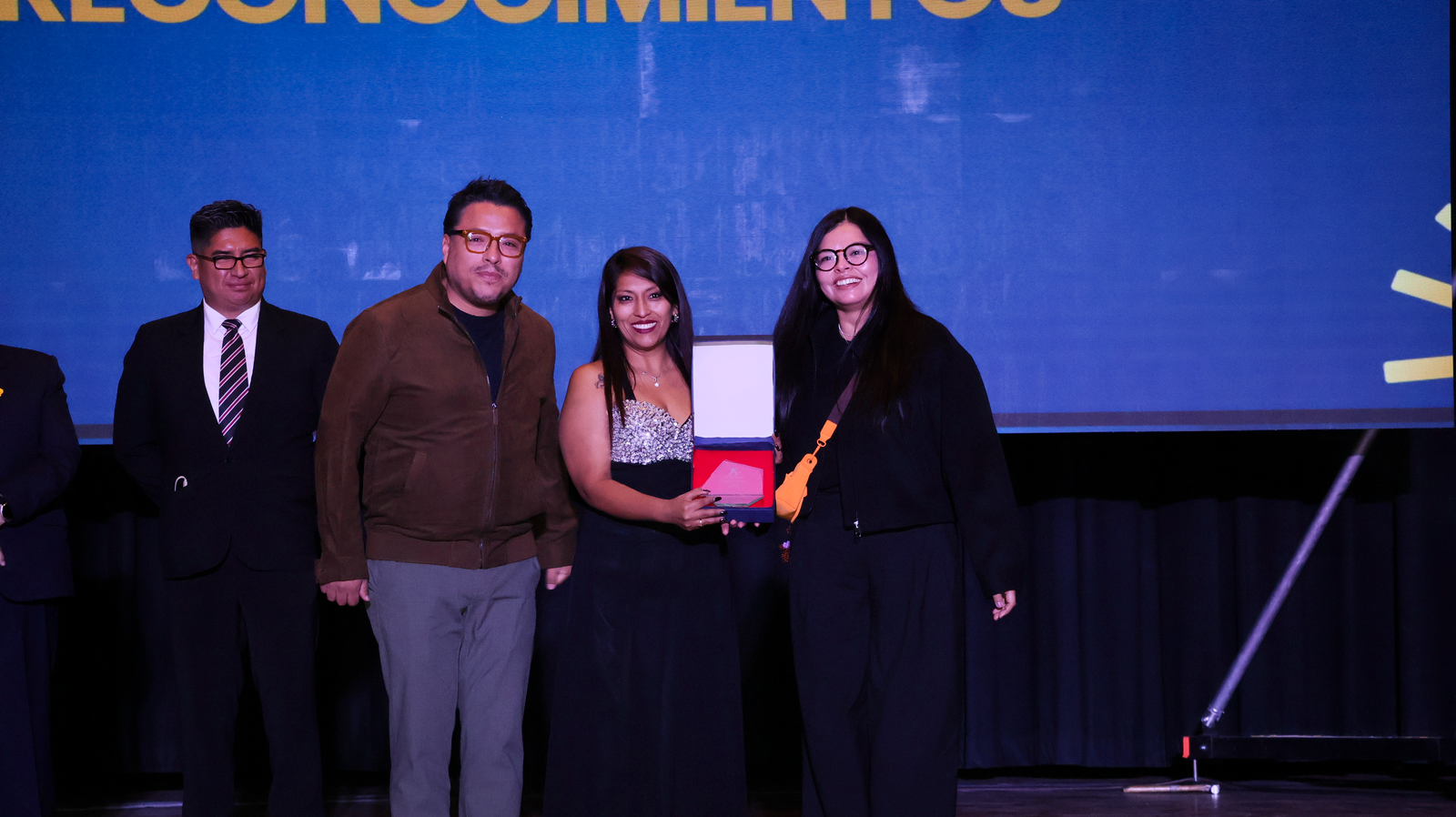 Premios Ciudad Blanca 2026 reconocieron la excelencia y el compromiso del sector turístico y gastronómico de Arequipa