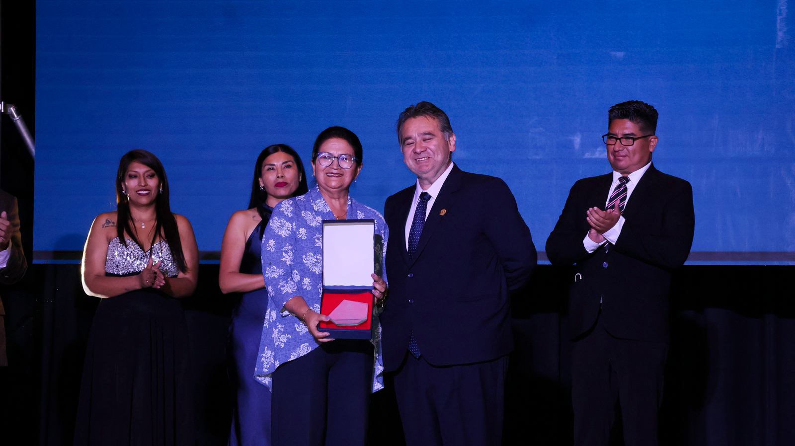 Premios Ciudad Blanca 2026 reconocieron la excelencia y el compromiso del sector turístico y gastronómico de Arequipa